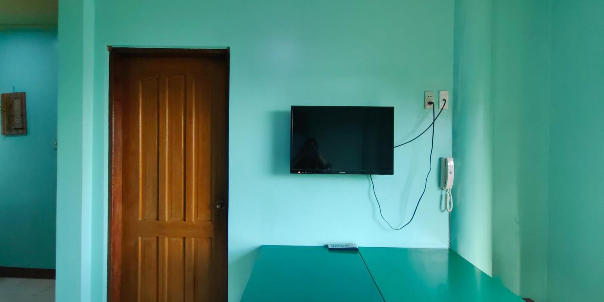 โอโย 554 แดดส์ เบย์วิว เพนชั่น Bed & Breakfast Puerto Princesa ภายนอก รูปภาพ