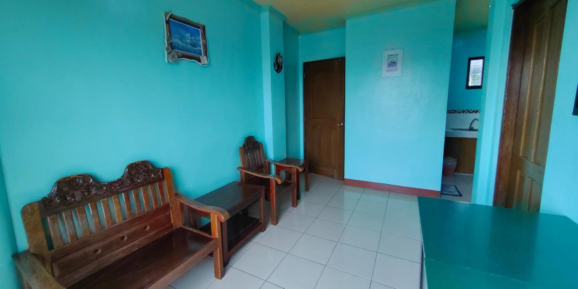 โอโย 554 แดดส์ เบย์วิว เพนชั่น Bed & Breakfast Puerto Princesa ภายนอก รูปภาพ
