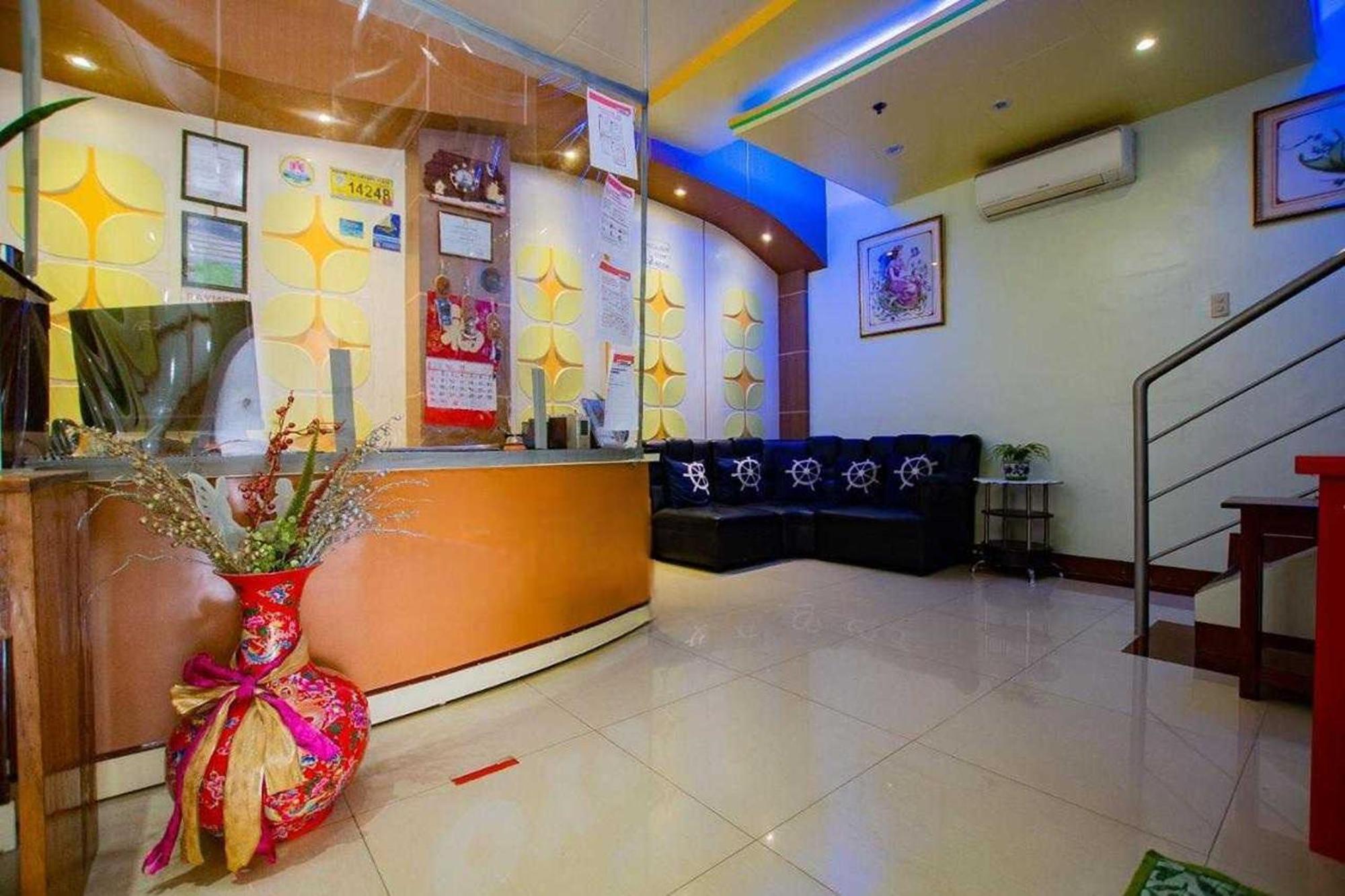 โอโย 554 แดดส์ เบย์วิว เพนชั่น Bed & Breakfast Puerto Princesa ภายนอก รูปภาพ