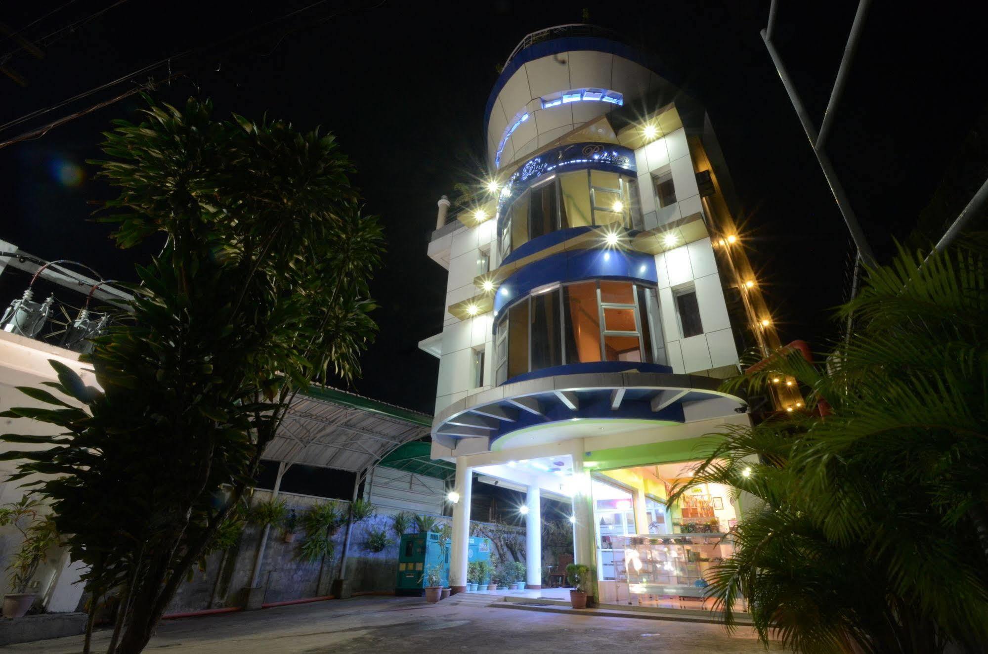 โอโย 554 แดดส์ เบย์วิว เพนชั่น Bed & Breakfast Puerto Princesa ภายนอก รูปภาพ